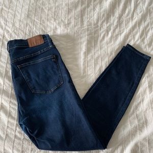 Madewell 9” dark high rise skinny jeans size 29